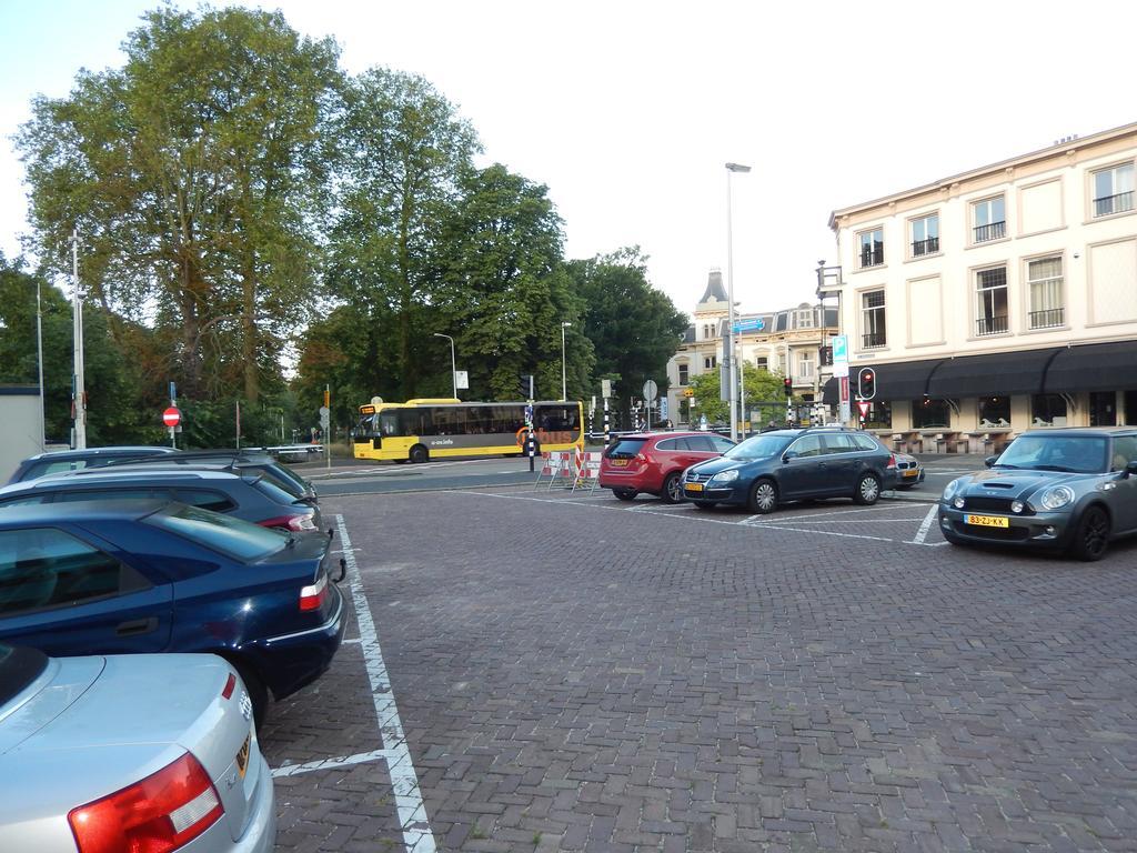 Hotel Oorsprongpark City Centre אוטרכט מראה חיצוני תמונה
